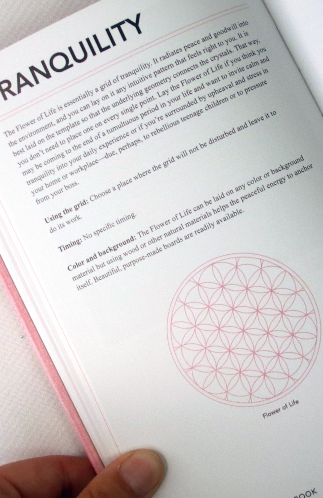 Crystal Grids Handbook: Use the Power of the Stones for Healing and Manifestation